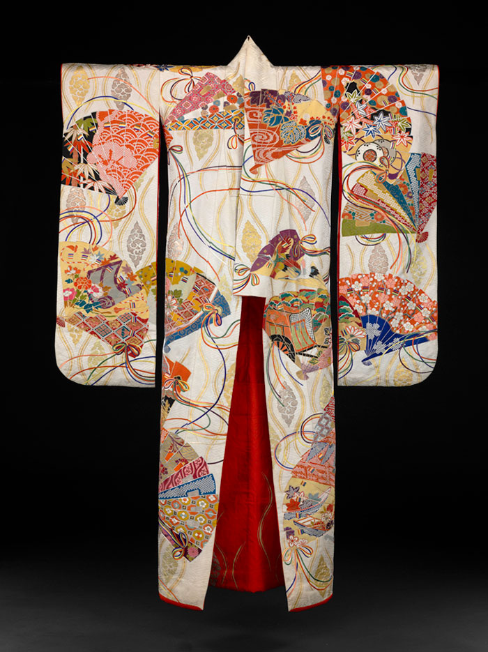 Kimono Furisode 1912-1989, Taisho (1912-1926) or Showa (1926-1989). Japan. Gift of Mrs. D.M. Cheston, Baltimore 1990.113